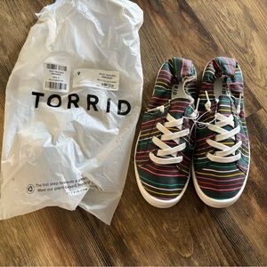 Torrid Red and Green Sneakers Vibrant Lace-Up Design
